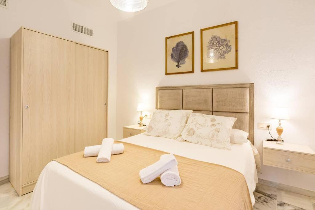 Апартаменти Tgh/ Malaga Centro Carreteria Екстер'єр фото